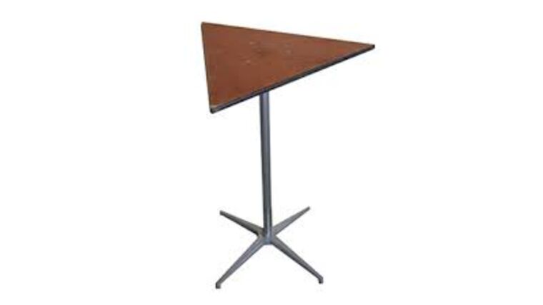 30″ Triangle High Boy Cocktail Table Kit | Rental
