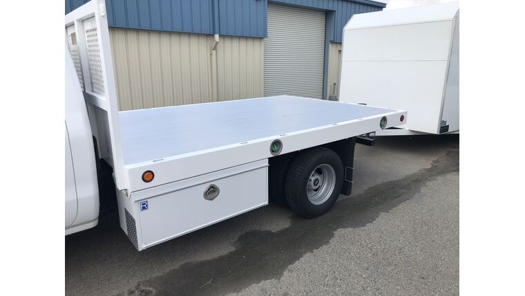 12′ Flatbed Stake Side Diesel Truck | Rental