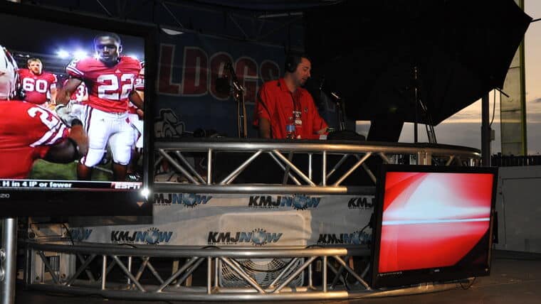 12′ Half Circle Broadcast Desk | Rental 12′ Half Circle Broadcast Desk | Rental