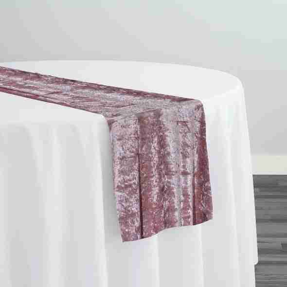 Panne (Crush) Velvet Table Runner in Pink | Rental Panne (Crush) Velvet Table Runner in Pink | Rental