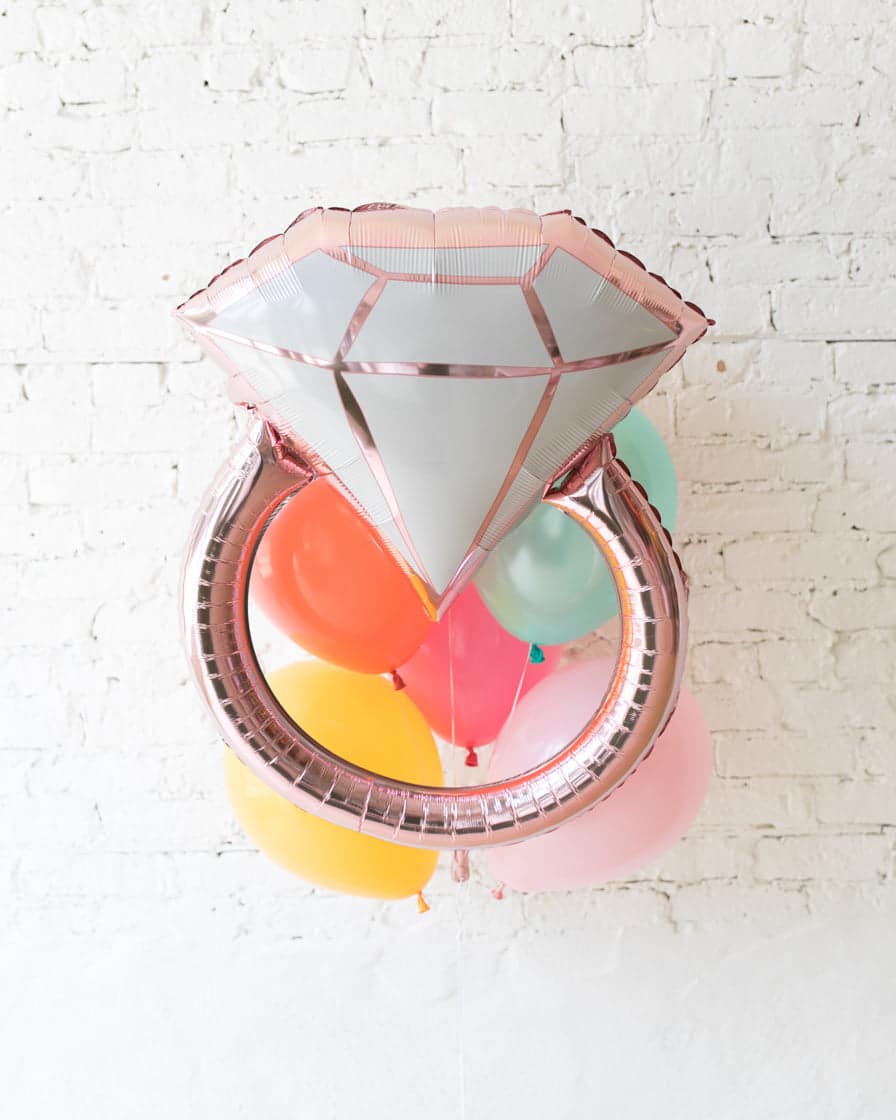 Colorful Bloom – Diamond Ring Foil and 11in Balloons – bouquet of 7 | Rental
