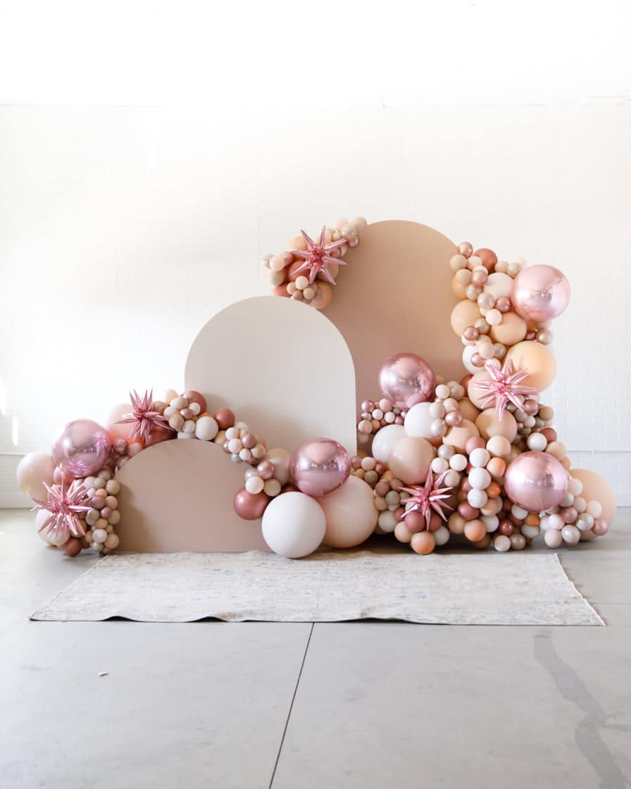 Ravishing Roses – The Cabriole Set | Rental Ravishing Roses – The Cabriole Set | Rental